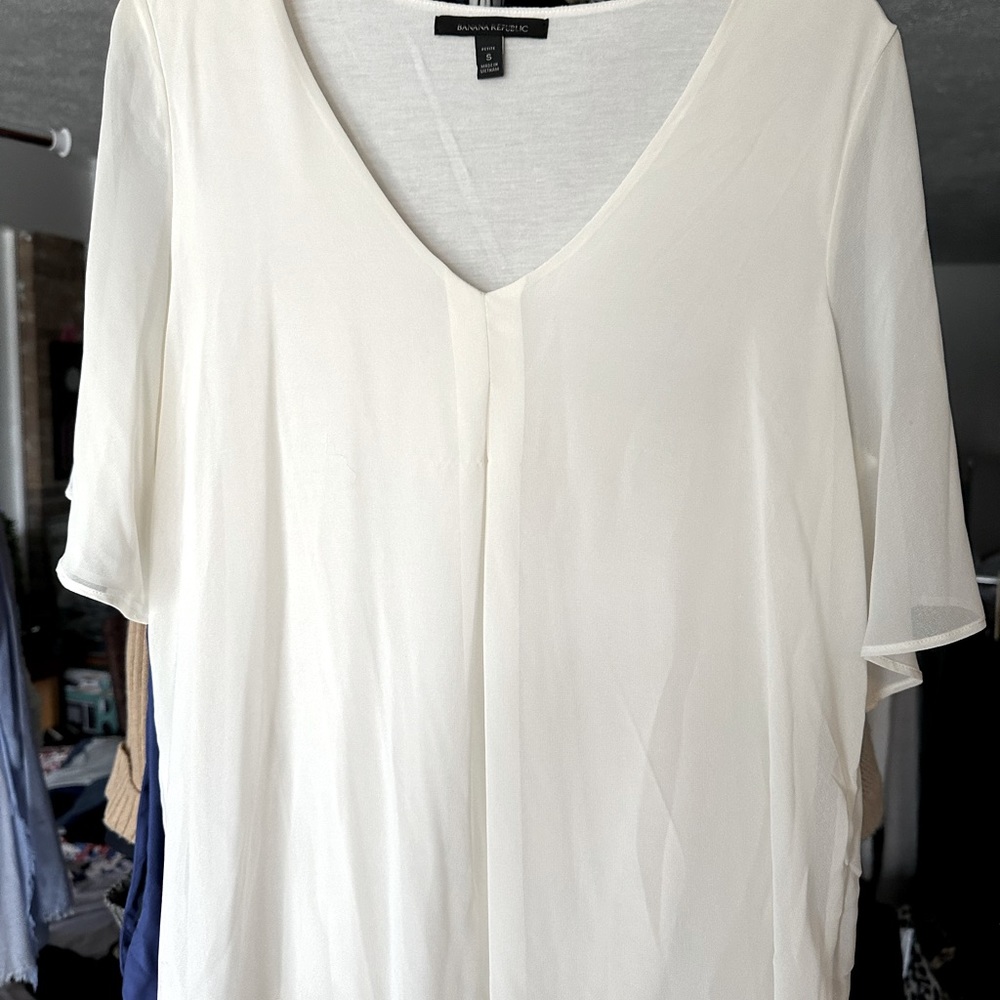 Nice pullover comfortable nylon shirt.